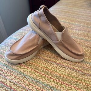 Reef Women's Cushion Coast Autumn Oatmeal Slip-On Loafers Size 9.5